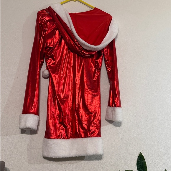Amazon Red Santa-Themed Intimate Set - Picture 6 of 6